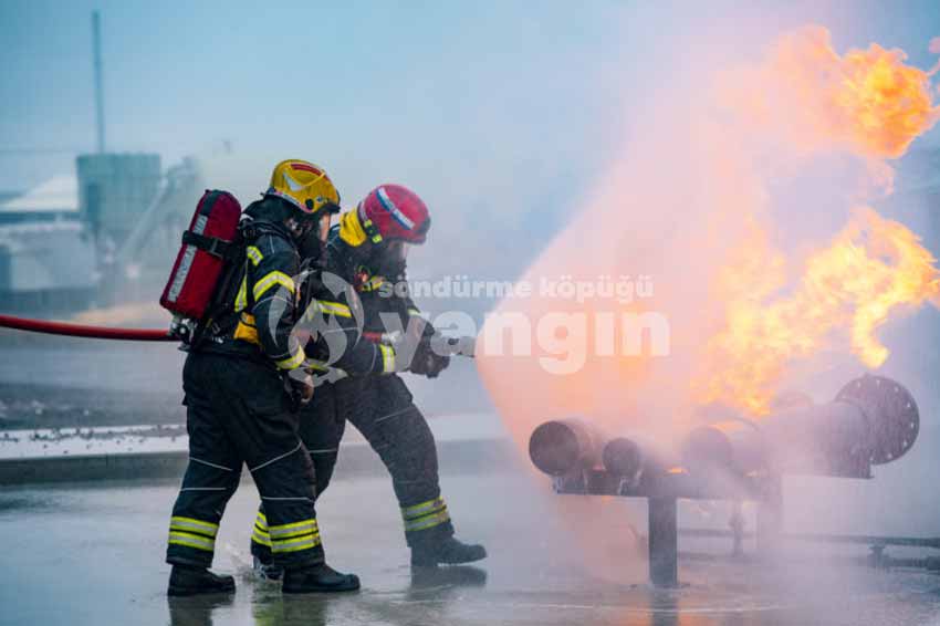 Köpük Yangın Söndürücü Özellikleri - Yangın Söndürme Köpüğü COM TR